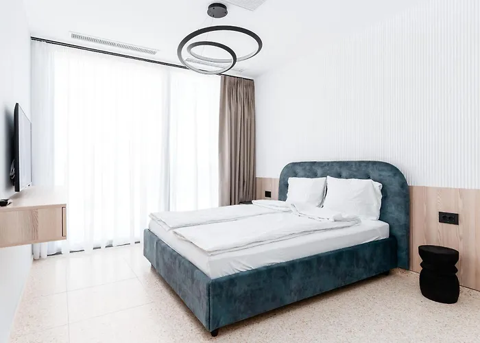 Penthouse Deosebit Frontal La Mare, Pe Faleza Din - Situat La Etajul 4 In Locatia Amaris 4* Eforie Nord