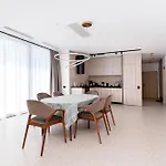 Penthouse Deosebit Frontal La Mare, Pe Faleza Din - Situat La Etajul 4 In Locatia Amaris Apartmán Eforie Nord
