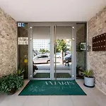 Penthouse Deosebit Frontal La Mare, Pe Faleza Din - Situat La Etajul 4 In Locatia Amaris Eforie Nord