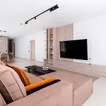 Penthouse Deosebit Frontal La Mare, Pe Faleza Din - Situat La Etajul 4 In Locatia Amaris 4* Eforie Nord