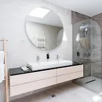 Penthouse Deosebit Frontal La Mare, Pe Faleza Din - Situat La Etajul 4 In Locatia Amaris Eforie Nord