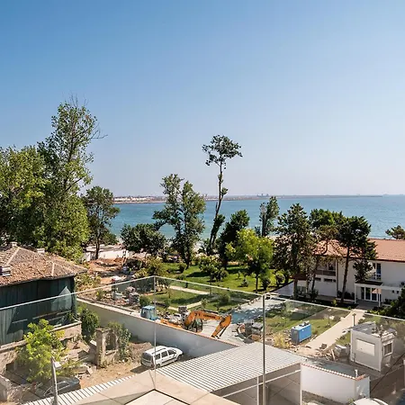 Penthouse Deosebit Frontal La Mare, Pe Faleza Din - Situat La Etajul 4 In Locatia Amaris 4* 艾福雷诺德