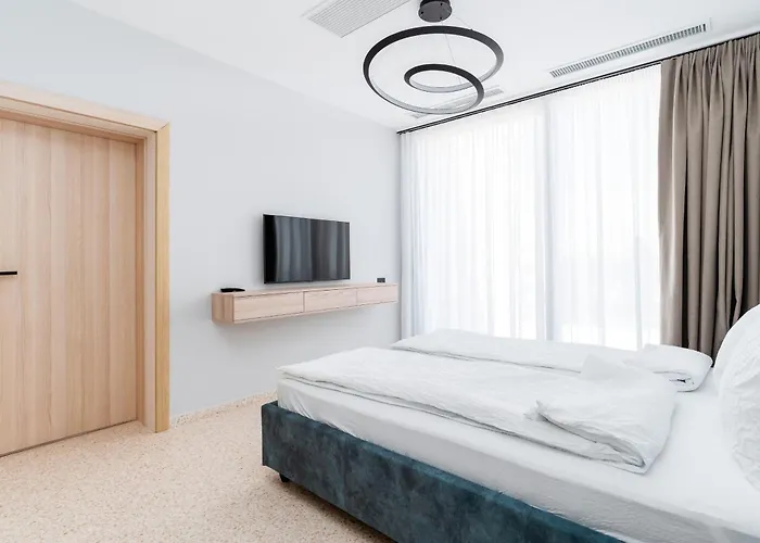 Penthouse Deosebit Frontal La Mare, Pe Faleza Din - Situat La Etajul 4 In Locatia Amaris アパート 4*