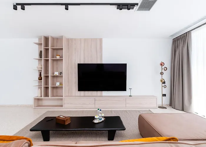 Penthouse Deosebit Frontal La Mare, Pe Faleza Din - Situat La Etajul 4 In Locatia Amaris アパート 4*